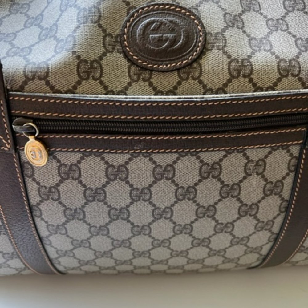 Gucci duffle bag + shaving kit - Picture 2 of 12